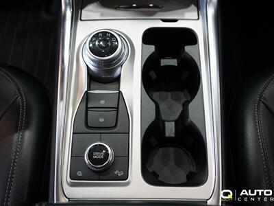 2022 Ford Explorer Limited   - Photo 29 - Lynnwood, WA 98036