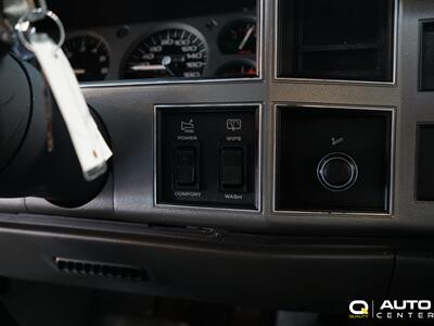 1989 Jeep Cherokee Laredo - Photo 34 - Lynnwood, WA 98036
