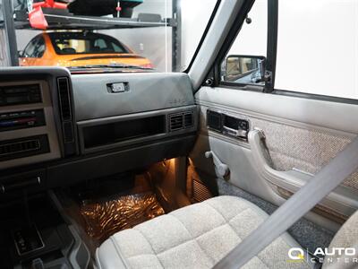1989 Jeep Cherokee Laredo - Photo 29 - Lynnwood, WA 98036