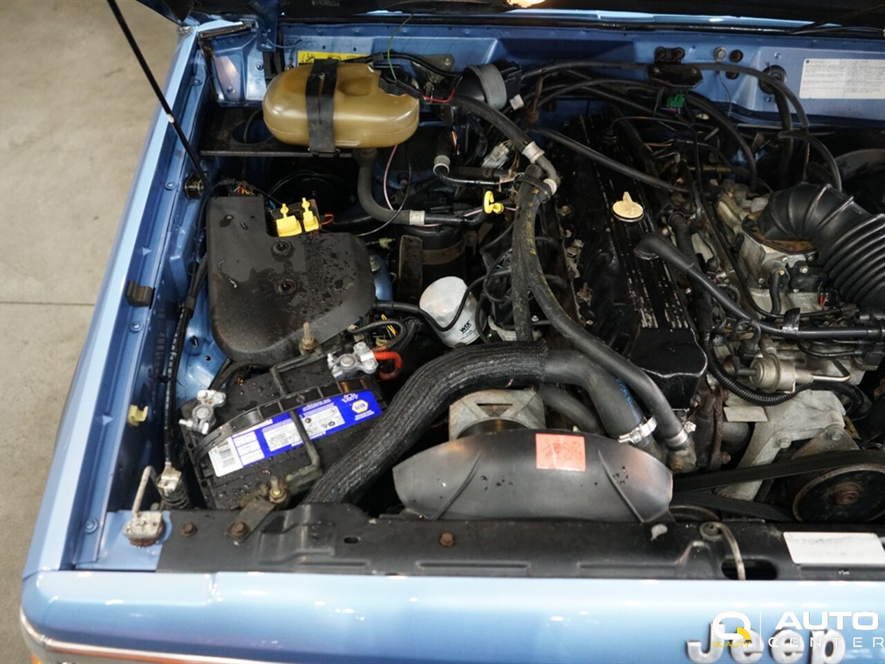 1989 Jeep Cherokee Laredo - Photo 17 - Lynnwood, WA 98036