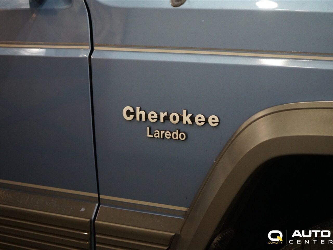 1989 Jeep Cherokee Laredo - Photo 6 - Lynnwood, WA 98036