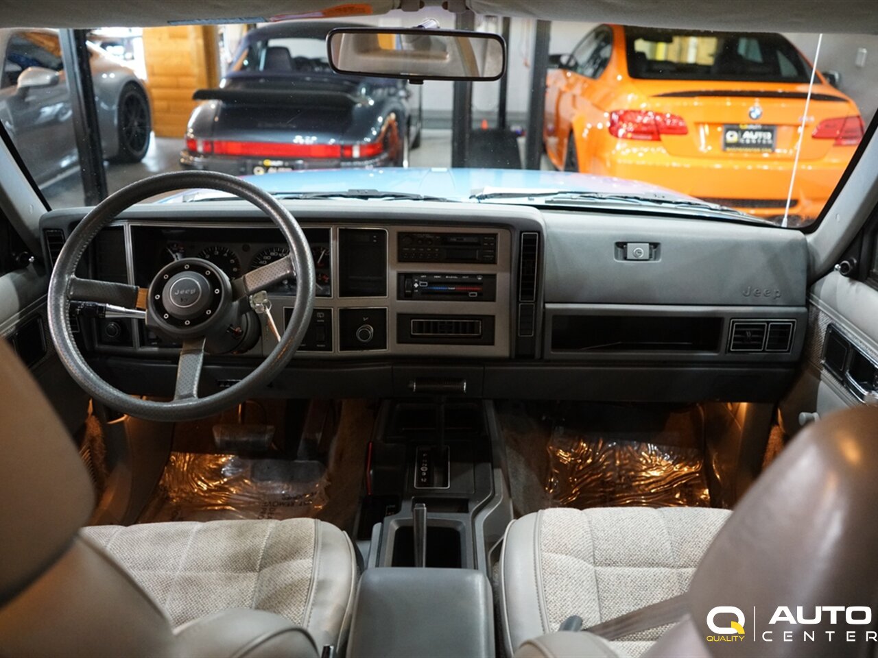 1989 Jeep Cherokee Laredo - Photo 25 - Lynnwood, WA 98036