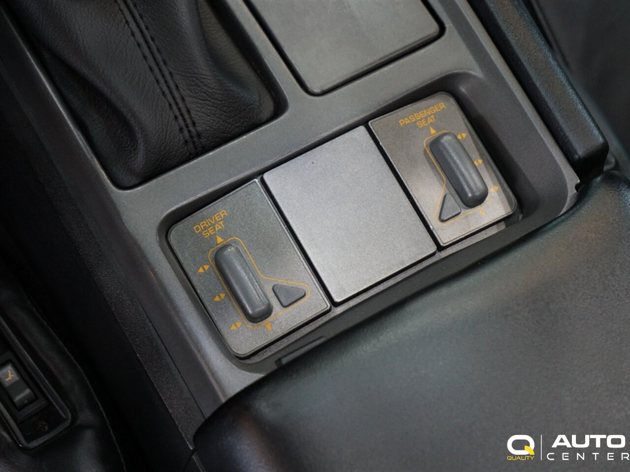 1991 Chevrolet Corvette - Photo 29 - Lynnwood, WA 98036
