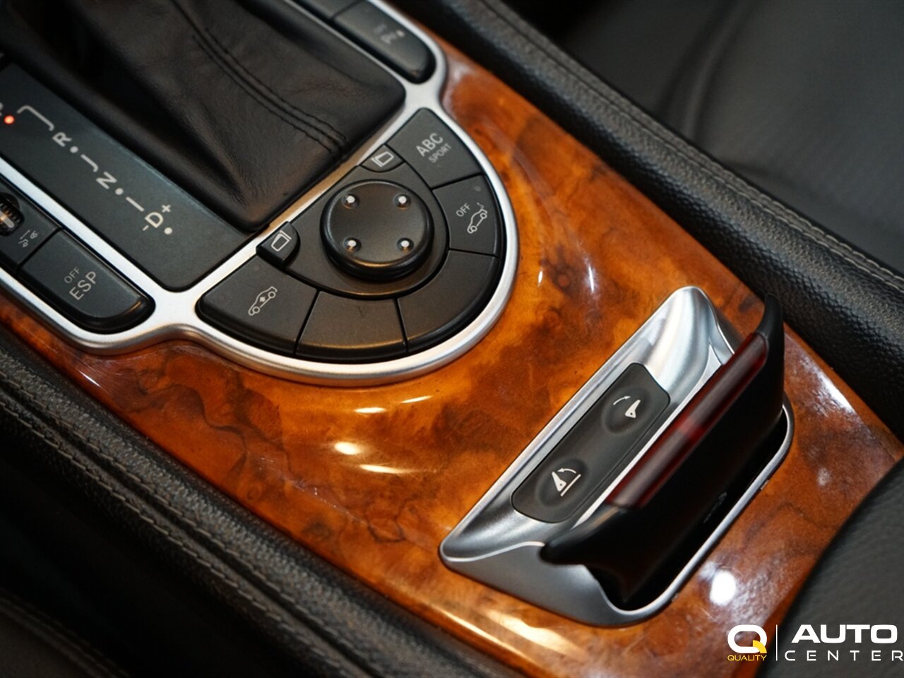 2004 Mercedes-Benz SL 55 AMG® - Photo 24 - Lynnwood, WA 98036