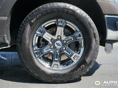 2022 Ford F-150 Lariat   - Photo 15 - Lynnwood, WA 98036