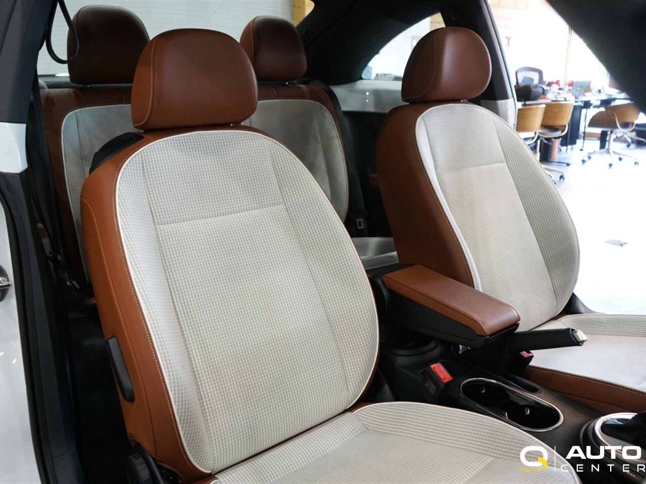 2017 Volkswagen Beetle-Classic Classic - Photo 16 - Lynnwood, WA 98036