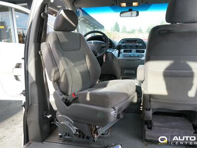 2010 Honda Odyssey EX   - Photo 21 - Lynnwood, WA 98036
