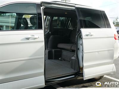2010 Honda Odyssey EX   - Photo 8 - Lynnwood, WA 98036