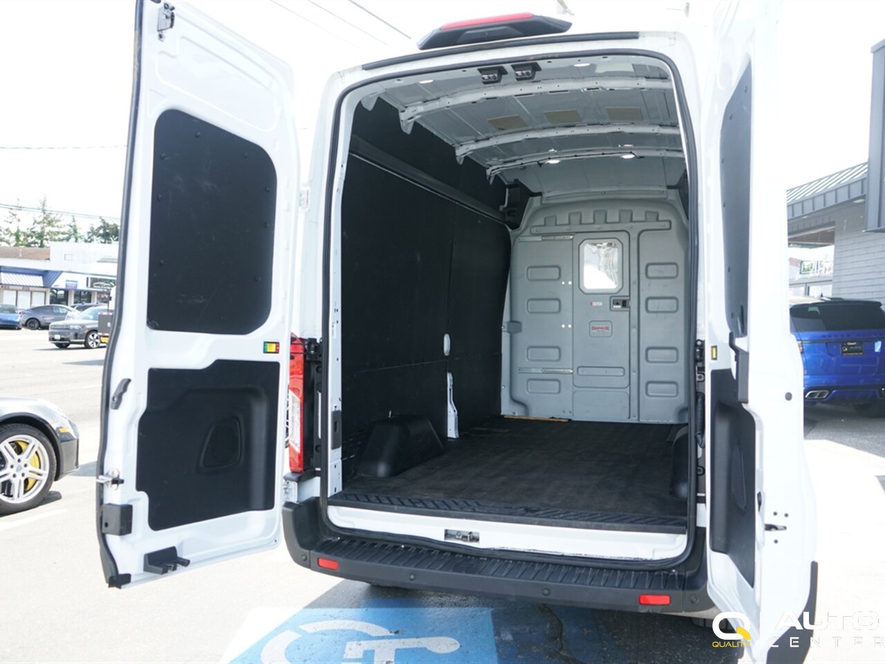 2024 Ford Transit - Photo 7 - Lynnwood, WA 98036