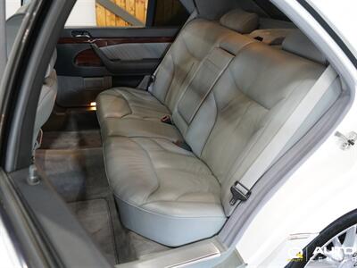 1995 Mercedes-Benz S 420 Base   - Photo 21 - Lynnwood, WA 98036