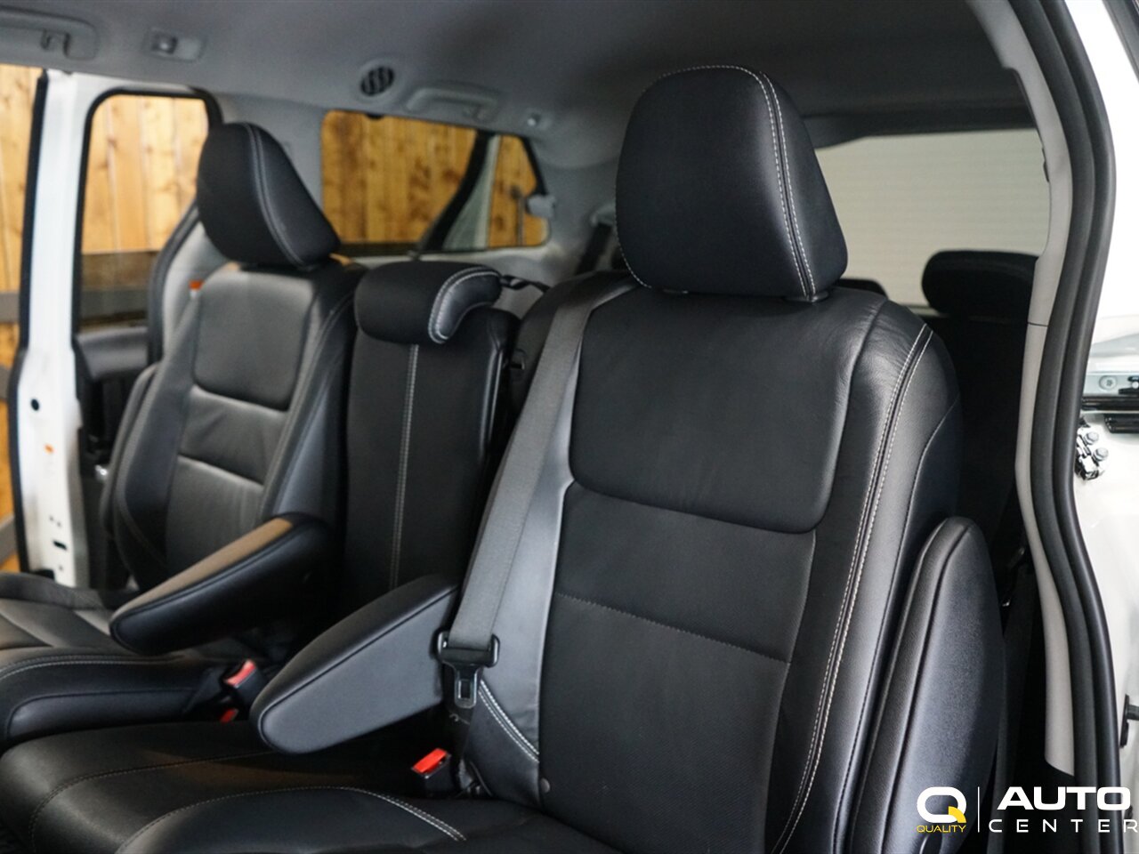 2018 Toyota Sienna SE Premium 8 Passenger - Photo 36 - Lynnwood, WA 98036