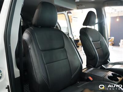 2018 Toyota Sienna SE Premium 8 Passenger   - Photo 20 - Lynnwood, WA 98036