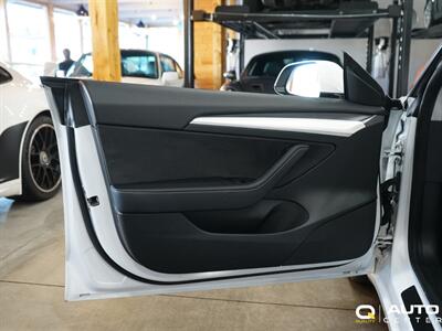 2021 Tesla Model 3 Performance   - Photo 13 - Lynnwood, WA 98036