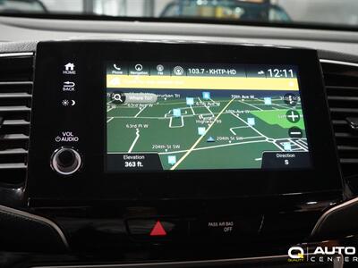 2020 Honda Pilot Touring 8 Passenger   - Photo 41 - Lynnwood, WA 98036