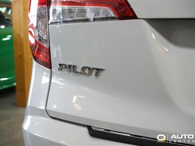 2020 Honda Pilot Touring 8 Passenger   - Photo 7 - Lynnwood, WA 98036