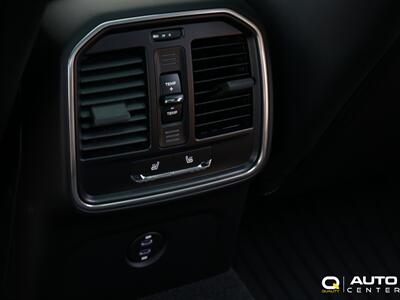 2024 Porsche Macan GTS   - Photo 35 - Lynnwood, WA 98036