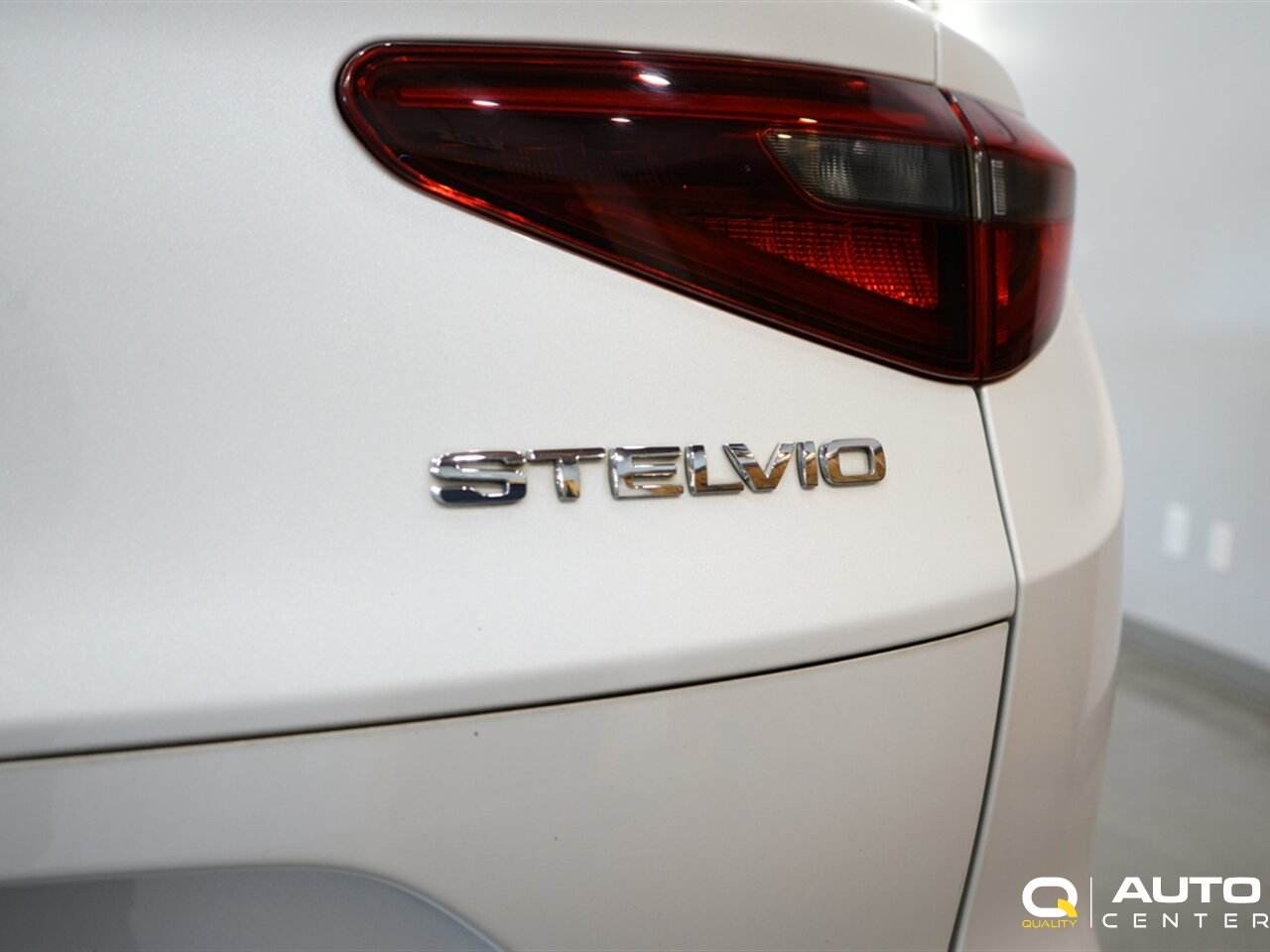 2018 Alfa Romeo Stelvio Ti - Photo 7 - Lynnwood, WA 98036