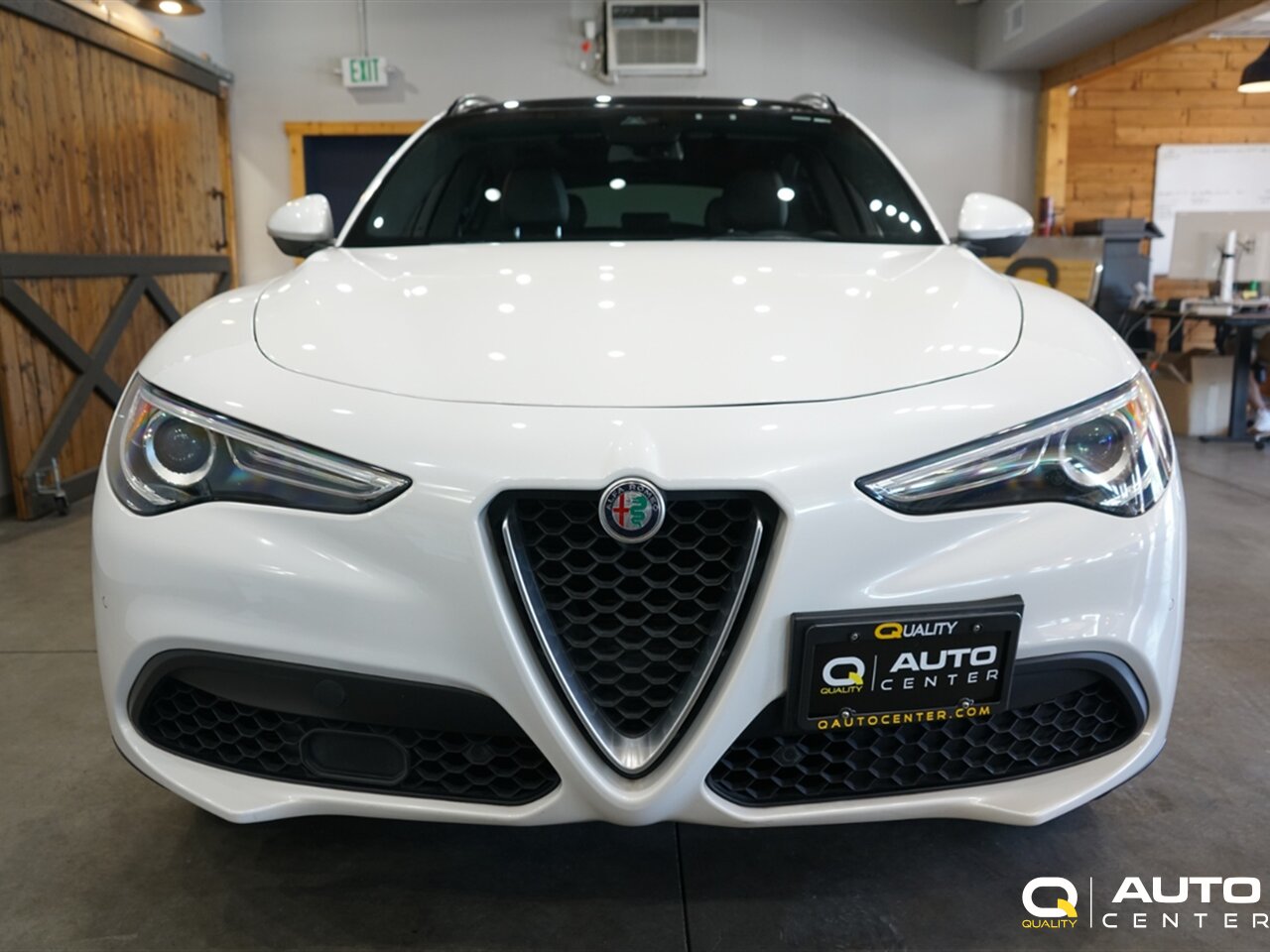 2018 Alfa Romeo Stelvio Ti - Photo 2 - Lynnwood, WA 98036