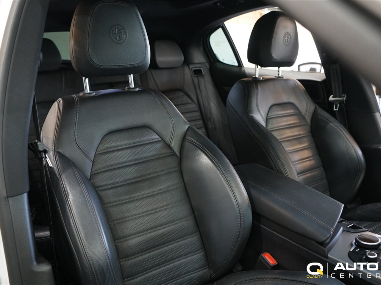 2018 Alfa Romeo Stelvio Ti - Photo 37 - Lynnwood, WA 98036