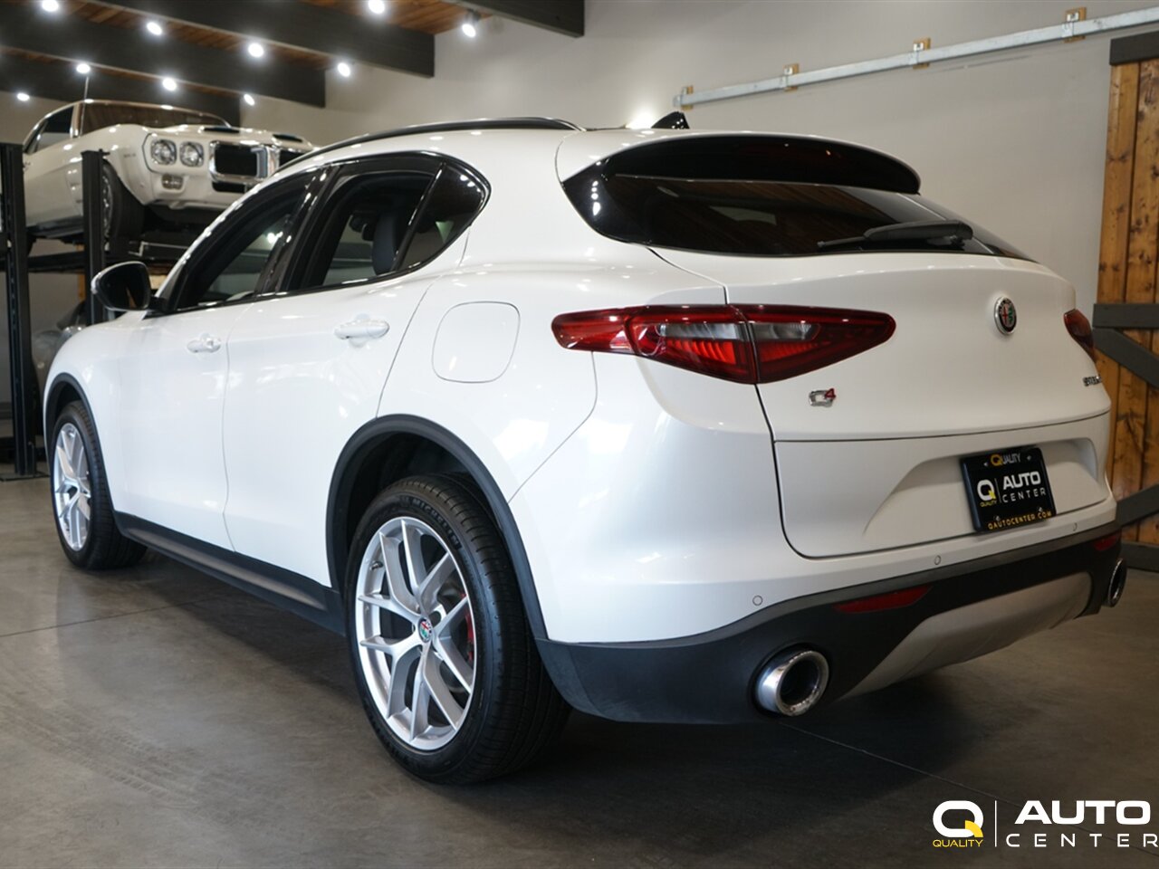 2018 Alfa Romeo Stelvio Ti - Photo 9 - Lynnwood, WA 98036