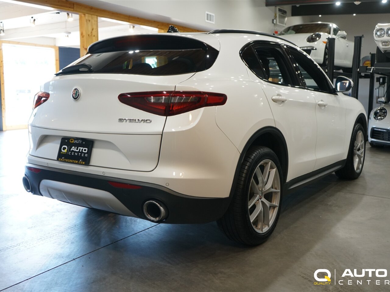 2018 Alfa Romeo Stelvio Ti - Photo 5 - Lynnwood, WA 98036
