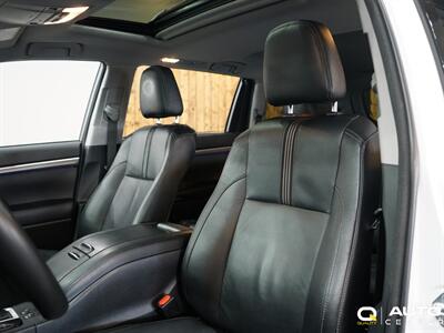 2018 Toyota Highlander XLE   - Photo 16 - Lynnwood, WA 98036