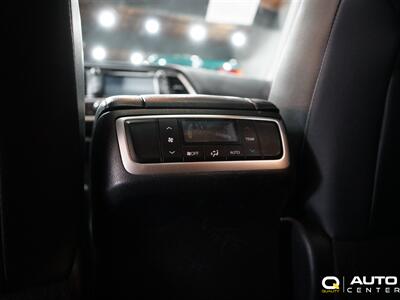 2018 Toyota Highlander XLE   - Photo 38 - Lynnwood, WA 98036