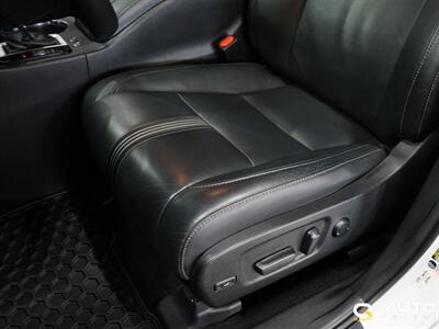 2018 Toyota Highlander XLE   - Photo 17 - Lynnwood, WA 98036