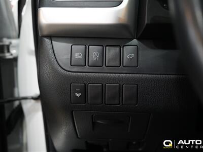 2018 Toyota Highlander XLE   - Photo 26 - Lynnwood, WA 98036