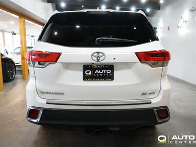 2018 Toyota Highlander XLE   - Photo 5 - Lynnwood, WA 98036