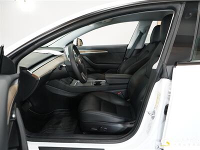 2021 Tesla Model 3 Standard Range Plus   - Photo 14 - Lynnwood, WA 98036