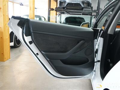 2021 Tesla Model 3 Standard Range Plus   - Photo 22 - Lynnwood, WA 98036