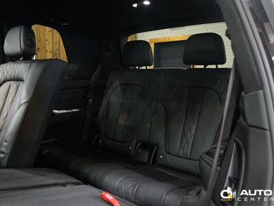 2021 BMW X7 M50i   - Photo 38 - Lynnwood, WA 98036
