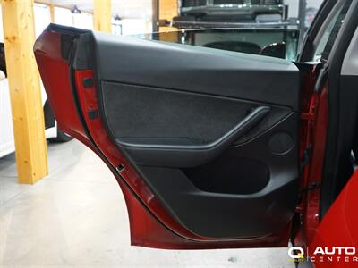 2021 Tesla Model Y Long Range   - Photo 21 - Lynnwood, WA 98036