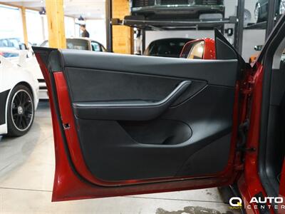 2021 Tesla Model Y Long Range   - Photo 10 - Lynnwood, WA 98036