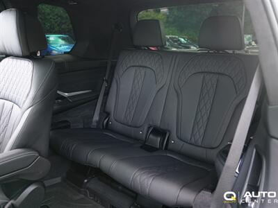 2025 BMW X7 M60i   - Photo 38 - Lynnwood, WA 98036