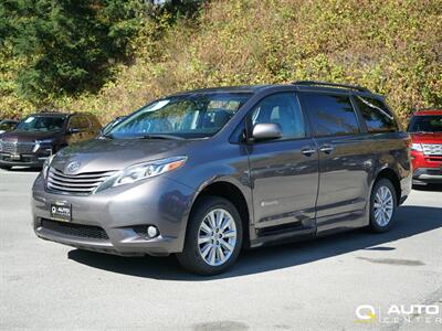 2015 Toyota Sienna XLE 7 Passenger   - Photo 8 - Lynnwood, WA 98036