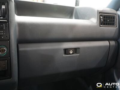 1992 VW Eurovan GL   - Photo 33 - Lynnwood, WA 98036