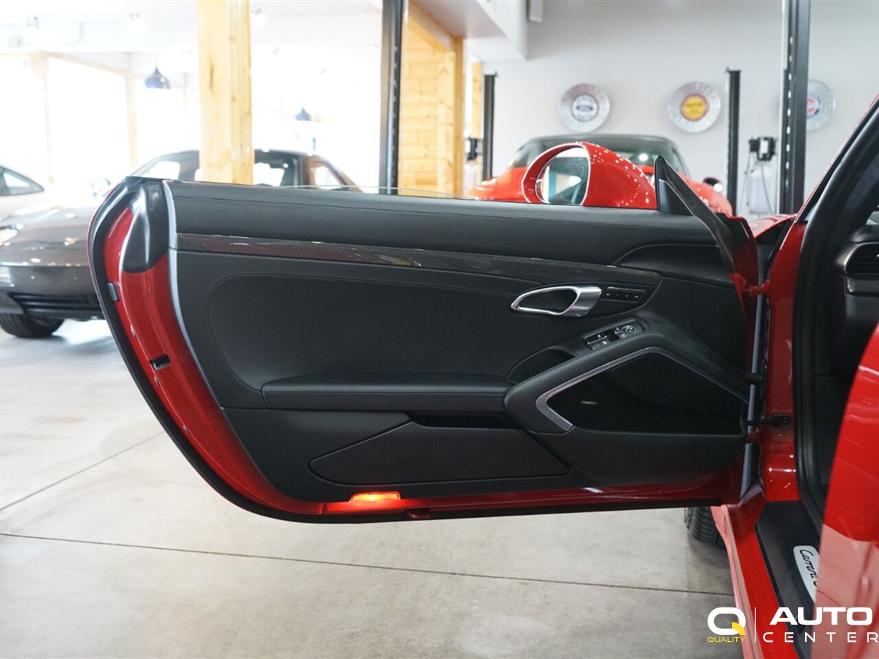 2018 Porsche 911 Carrera GTS - Photo 14 - Lynnwood, WA 98036