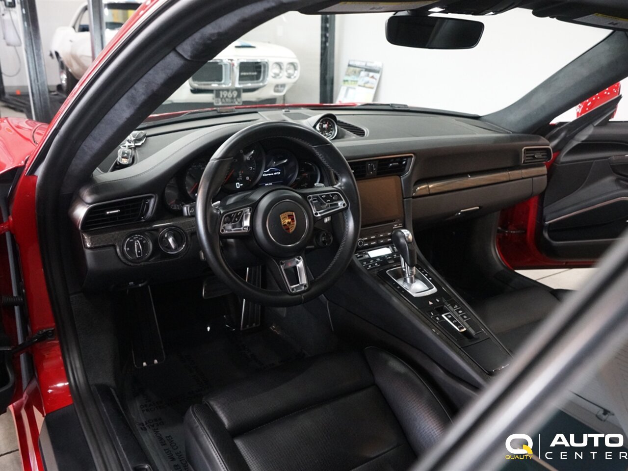 2018 Porsche 911 Carrera GTS - Photo 24 - Lynnwood, WA 98036