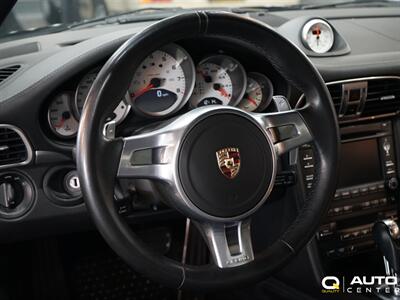 2011 Porsche 911 Carrera 4S   - Photo 15 - Lynnwood, WA 98036