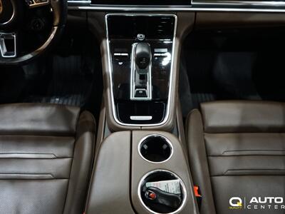 2019 Porsche Panamera Turbo S   - Photo 29 - Lynnwood, WA 98036
