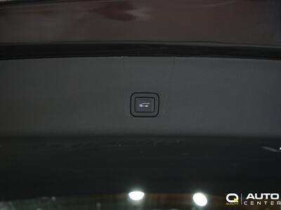 2023 Chevrolet Traverse LT Leather   - Photo 41 - Lynnwood, WA 98036