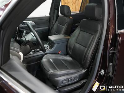 2023 Chevrolet Traverse LT Leather   - Photo 12 - Lynnwood, WA 98036
