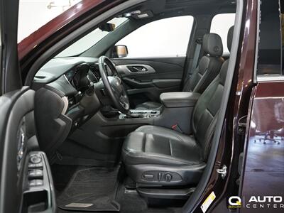 2023 Chevrolet Traverse LT Leather   - Photo 15 - Lynnwood, WA 98036