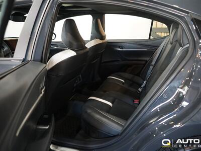 2025 Toyota Camry SE   - Photo 22 - Lynnwood, WA 98036