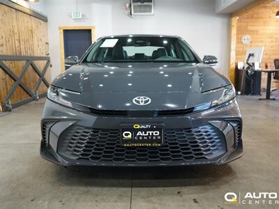 2025 Toyota Camry SE   - Photo 2 - Lynnwood, WA 98036