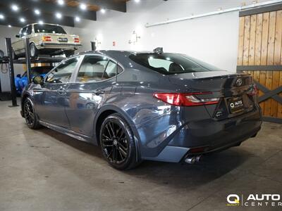 2025 Toyota Camry SE   - Photo 5 - Lynnwood, WA 98036