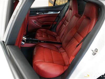 2014 Porsche Panamera 4   - Photo 33 - Lynnwood, WA 98036