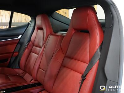 2014 Porsche Panamera 4   - Photo 34 - Lynnwood, WA 98036